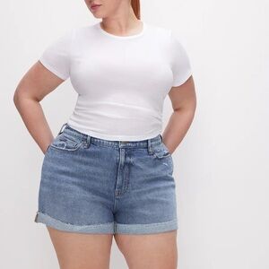 Good American Good Girlfriend Petite Jean Short Sz 16 NWT